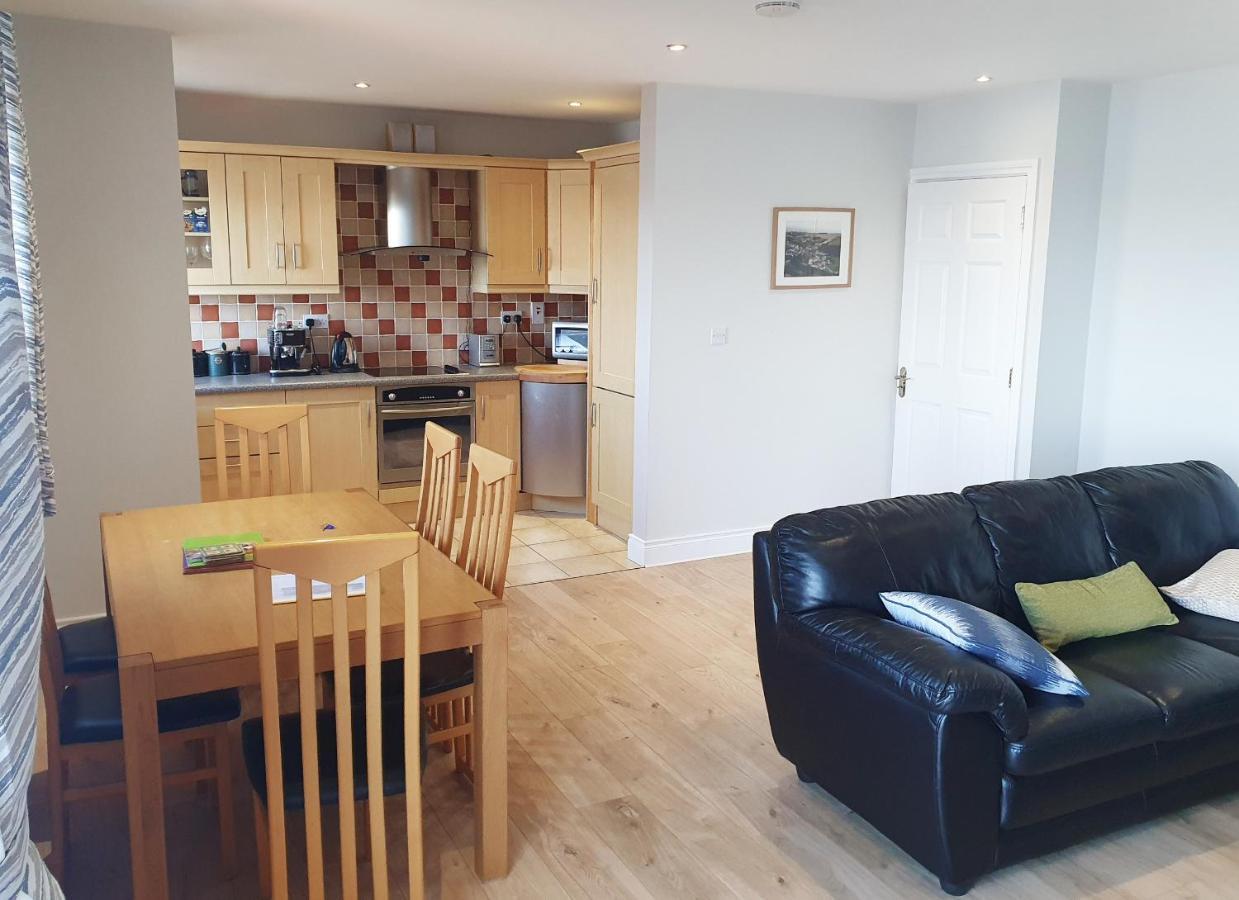 Ballycotton Holiday Apartment No 6 By Trident Holiday Homes エクステリア 写真