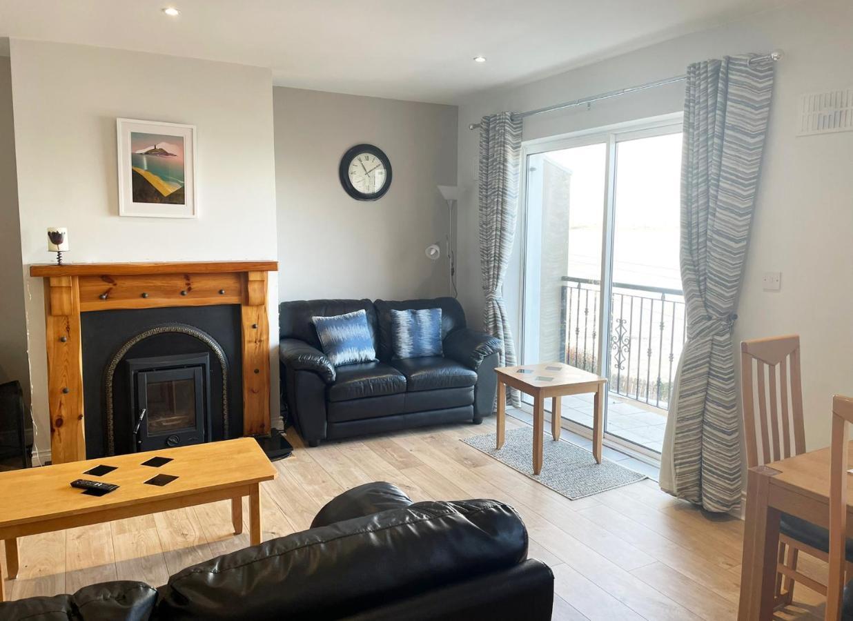 Ballycotton Holiday Apartment No 6 By Trident Holiday Homes エクステリア 写真