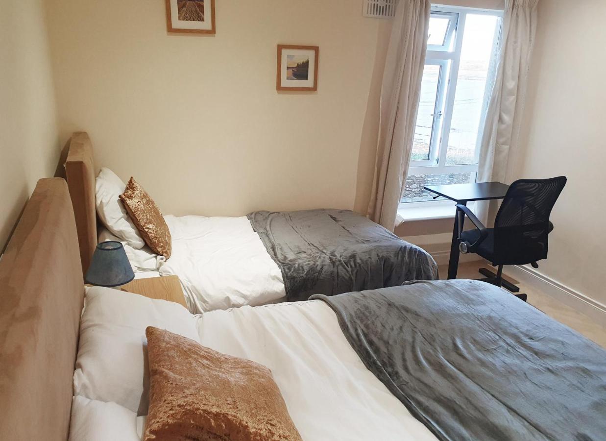 Ballycotton Holiday Apartment No 6 By Trident Holiday Homes エクステリア 写真