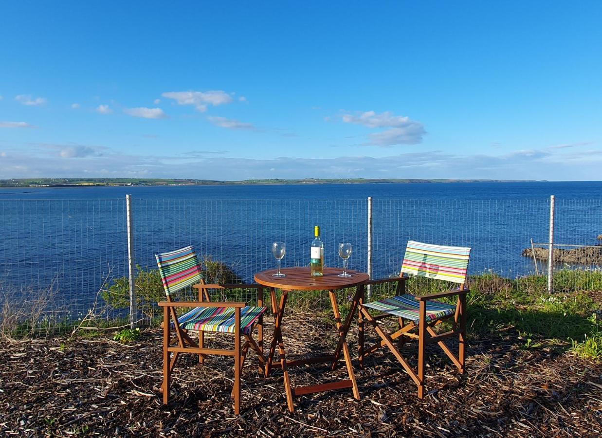 Ballycotton Holiday Apartment No 6 By Trident Holiday Homes エクステリア 写真